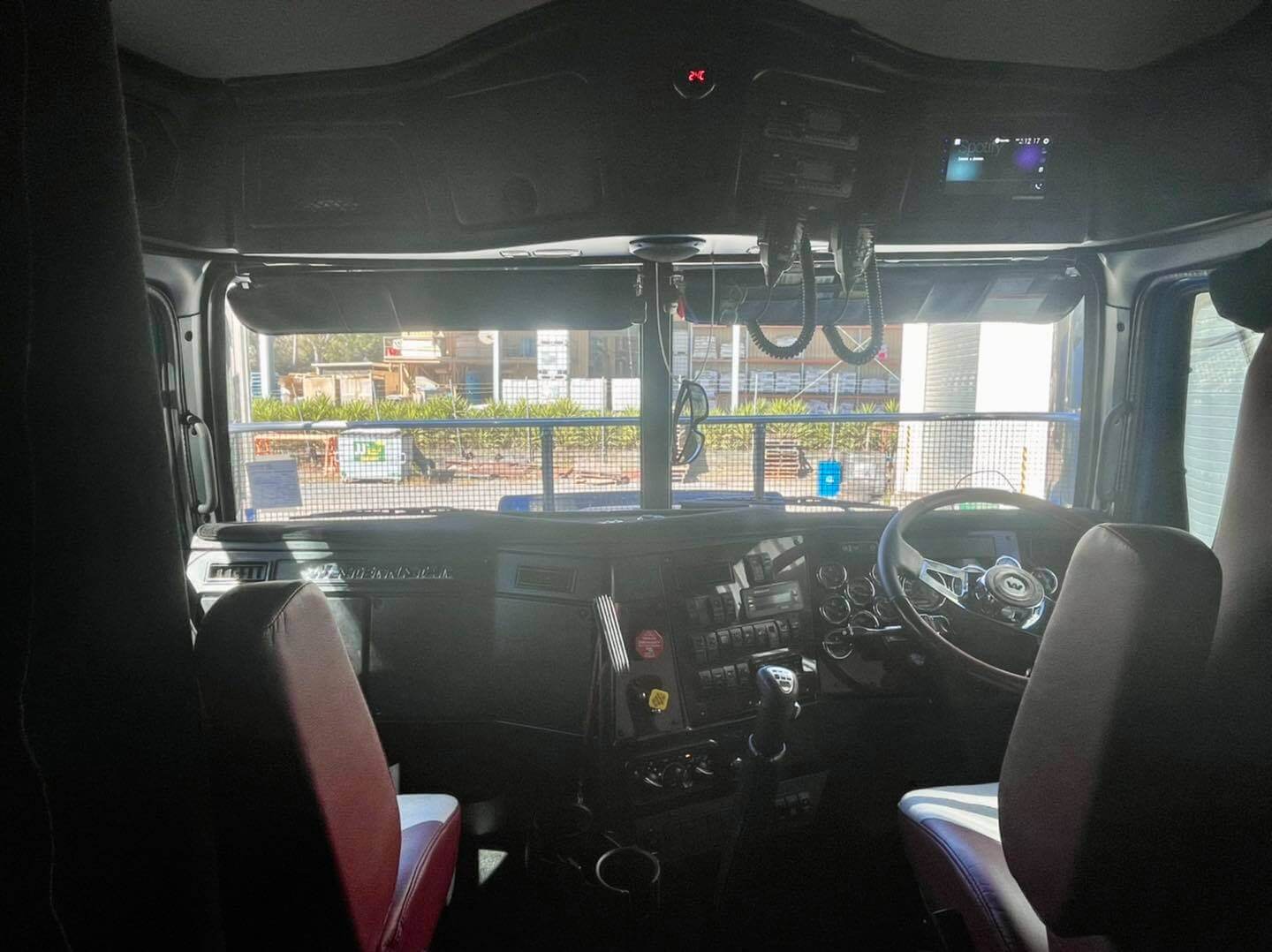 Brisbane To Darwin Transport 669